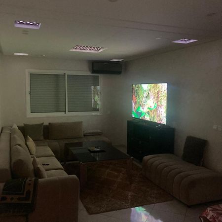 Appartement De Luxe Meuble Centre Ville Kenitra Luaran gambar